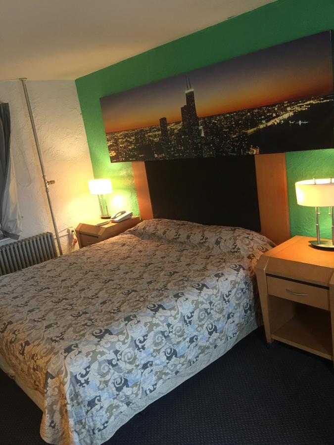Fiesta Motel Pontiac Eksteriør bilde